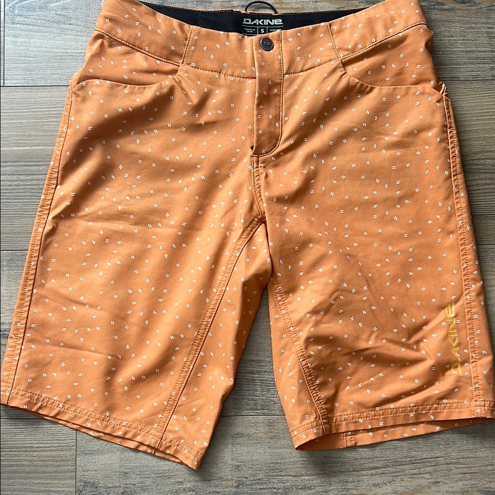 Dakine mountain bike shorts